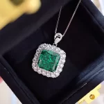 14ct Square Emerald Necklace