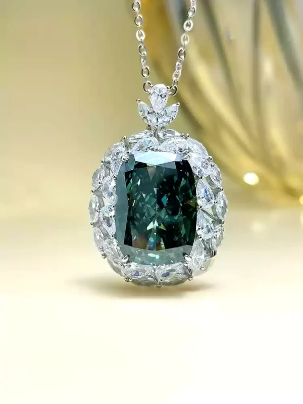 17ct Oval Padparadscha Necklace 17ct Oval Padparadscha Necklace