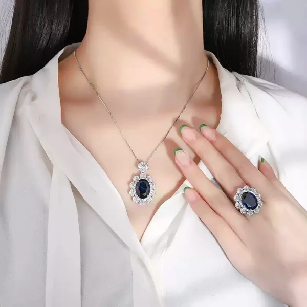 12ct Royal Oval Sapphire Necklace