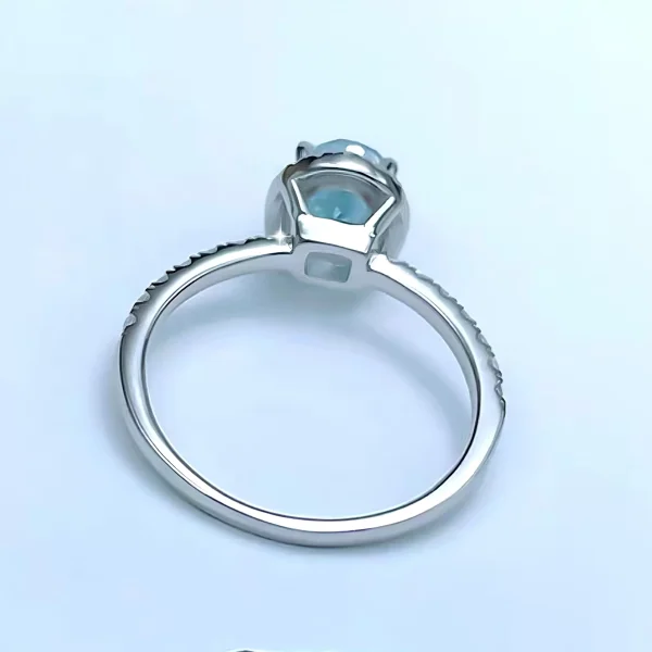2ct Oval Aquamarine Ring 2ct Oval Aquamarine Ring