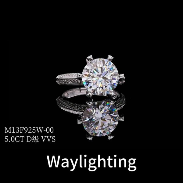 Moissanite 5.0carat 6-Prong Round Diamond Ring Moissanite 5.0carat 6-Prong Round Diamond Ring