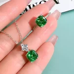 3ct Crushed Ice Emerald Necklace