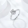 Moissanite 2.0carat 4-Prong Oval Diamond Ring Moissanite 2.0carat 4-Prong Oval Diamond Ring