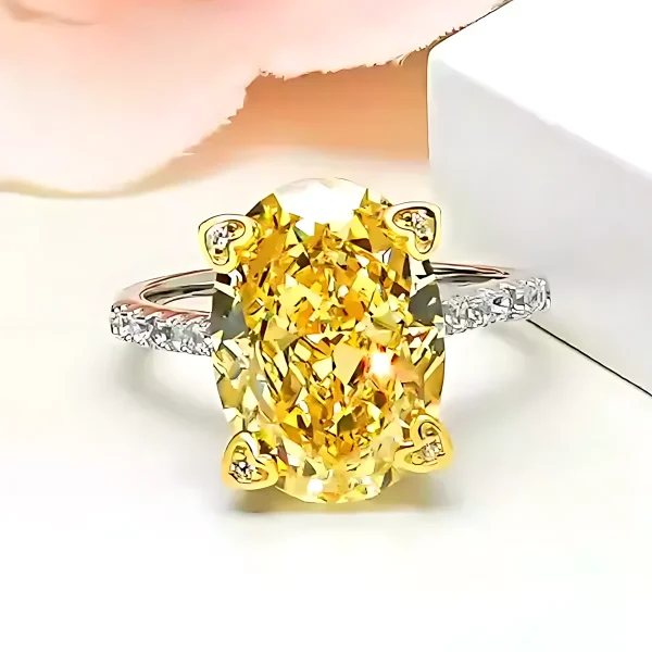 10ct Radiant Cut Oval Citrine Ring