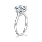 Moissanite Solitaire 2.5carat Oval Diamond Ring