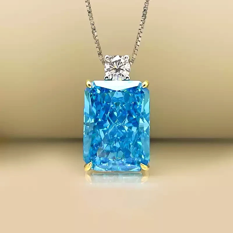 14ct Radiant Crushed Ice Cut Topaz Blue Necklace