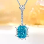 10ct Crushed Cut Topaz Blue Necklace