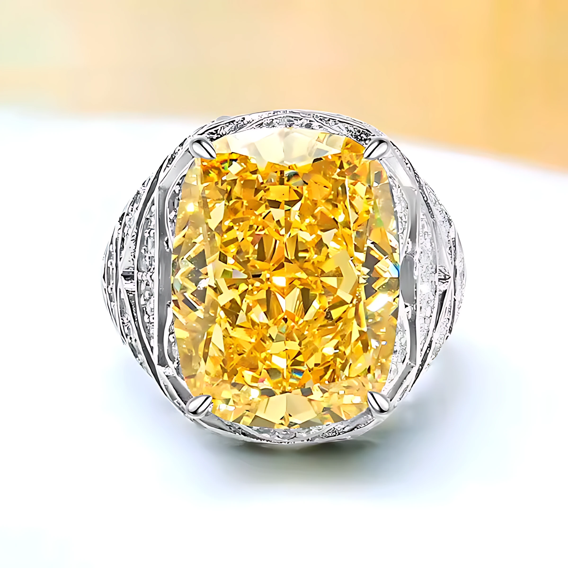 Luxurious 14ct Citrine Ring