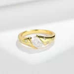 Moissanite 1.0carat Gold Oval Diamond Ring