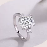 Moissanite 3.0carat Emerald Cut Diamond Ring