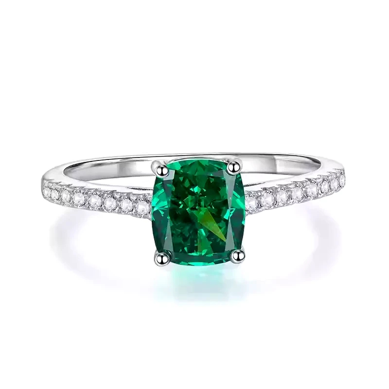 2.5ct Radiant Cut Emerald Ring