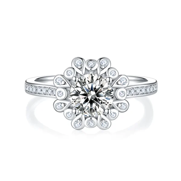 Peacock Spreads Its Tail Moissanite Halo 1.0carat Diamond Ring Peacock Spreads Its Tail Moissanite Halo 1.0carat Diamond Ring