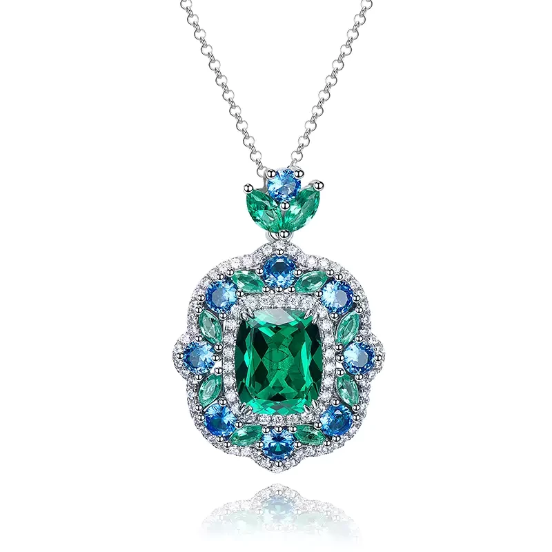 4ct Flower Emerald Necklace