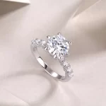 Moissanite 3.0carat 6-Prong Round Diamond Ring