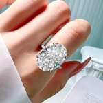 Luxurious 20ct Oval Diamond Ring