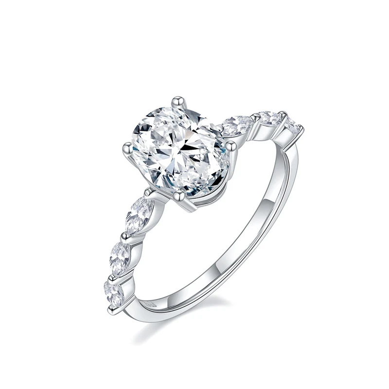 Moissanite 2.0carat 4-Prong Oval Diamond Ring