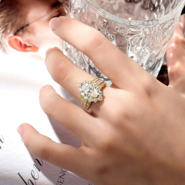 Moissanite Row 2.0carat Marquise Diamond Ring Moissanite Row 2.0carat Marquise Diamond Ring