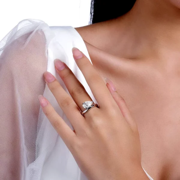 Moissanite Side 3.0carat Pear Diamond Ring!!3896764084-0-cib 拷贝. Moissanite Side 3.0carat Pear Diamond Ring