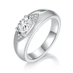 Moissanite Men's Engagement 1.0carat Oval Diamond Ring