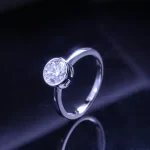 Moissanite 1.0carct Bezel-Set Round Diamond Ring