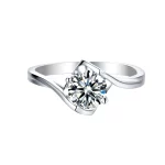 Moissanite 2.0carat Angel's Kiss Round Diamond Ring