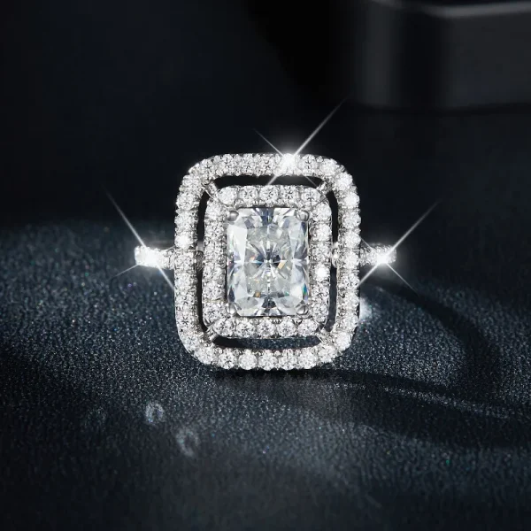 Moissanite Halo 2.0carat Radiant Diamond Ring Moissanite Halo 2.0carat Radiant Diamond Ring