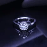 Moissanite 1.0carct Bezel-Set Round Diamond Ring