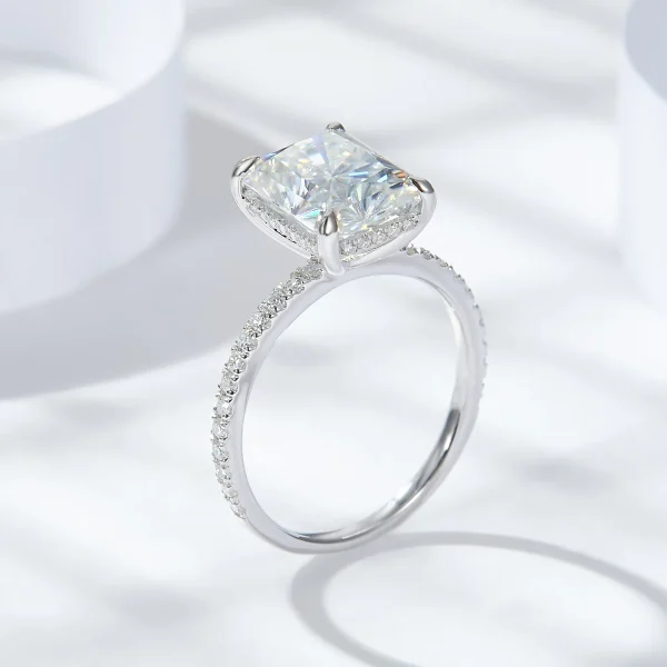 Moissanite Vintage 4.0carat Radiant Diamond Ring