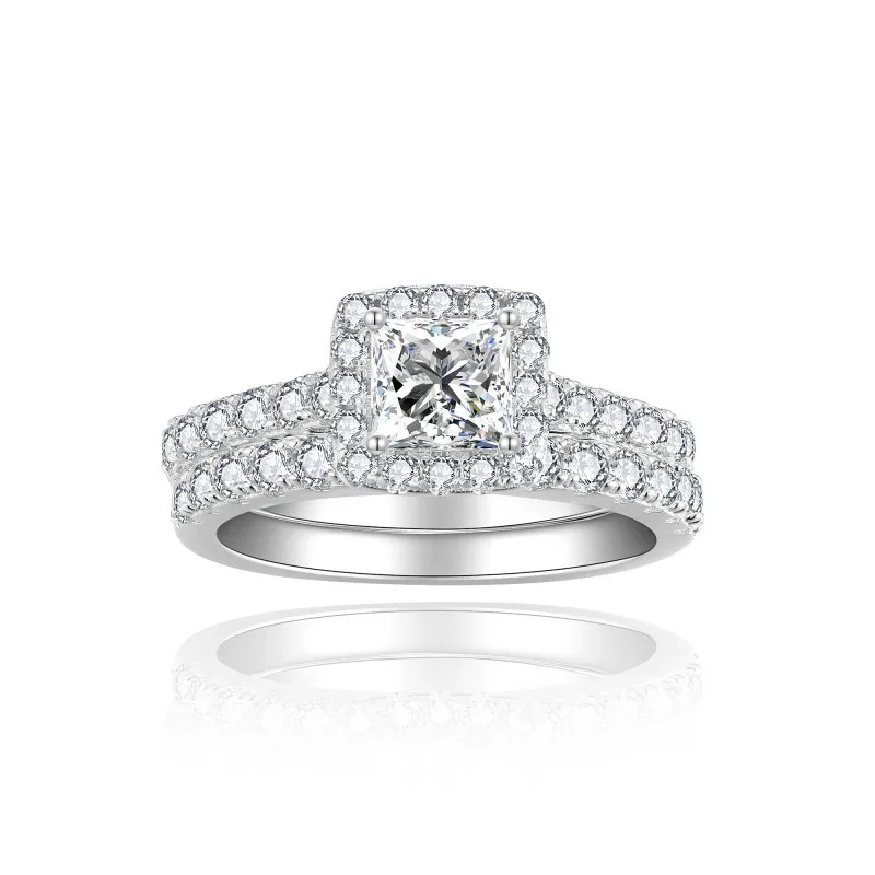 Moissanite Row 0.8carat Princess Diamond Ring