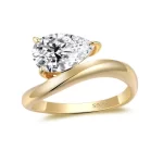 Moissanite Side 3.0carat Pear Diamond Ring