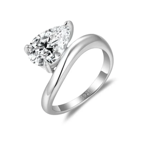Moissanite Side 3.0carat Pear Diamond Ring Moissanite Side 3.0carat Pear Diamond Ring