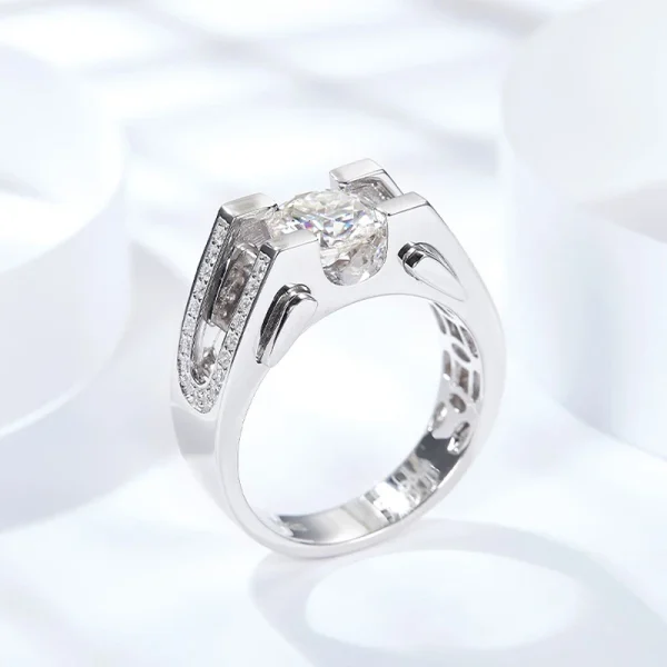 Moissanite Men's 1.0-2.0carat Round Diamond Ring