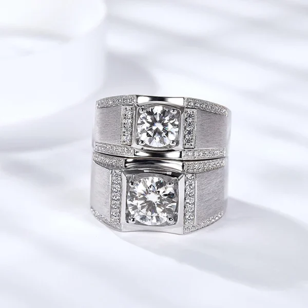 Moissanite Men's 1.0-2.0carat Brushed Round Diamond Ring