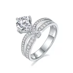 Moissanite 2.0carat Crown Cushion Diamond Ring