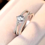 Moissanite 1.0carat Crisscross Round Diamond Ring