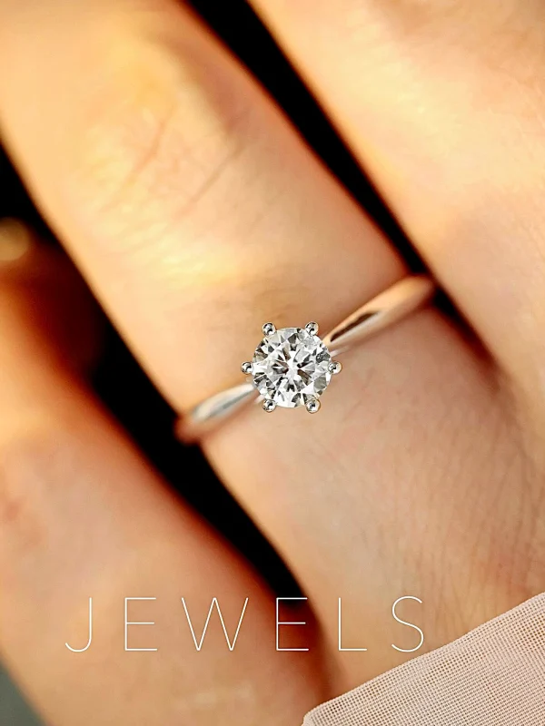 Moissanite 1.0carat 6-Prong Solitaire Round Diamond Ring Moissanite 1.0carat 6-Prong Solitaire Round Diamond Ring